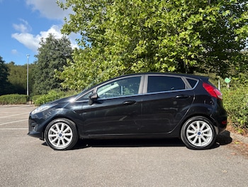 Used Ford Fiesta 2015 for sale - 79445214: Photo