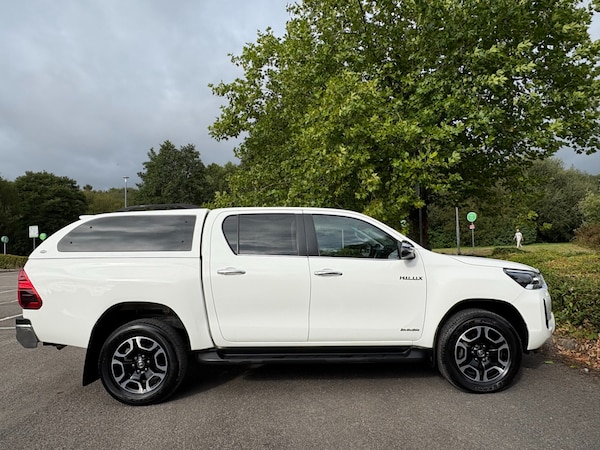 Used Toyota Hilux 2021 for sale - 75711449: Photo 9