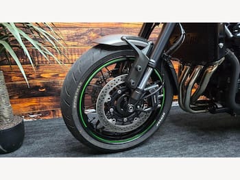 Used Kawasaki ZR 900 EKF CAFE 2020 for sale - bike-79616565: Photo