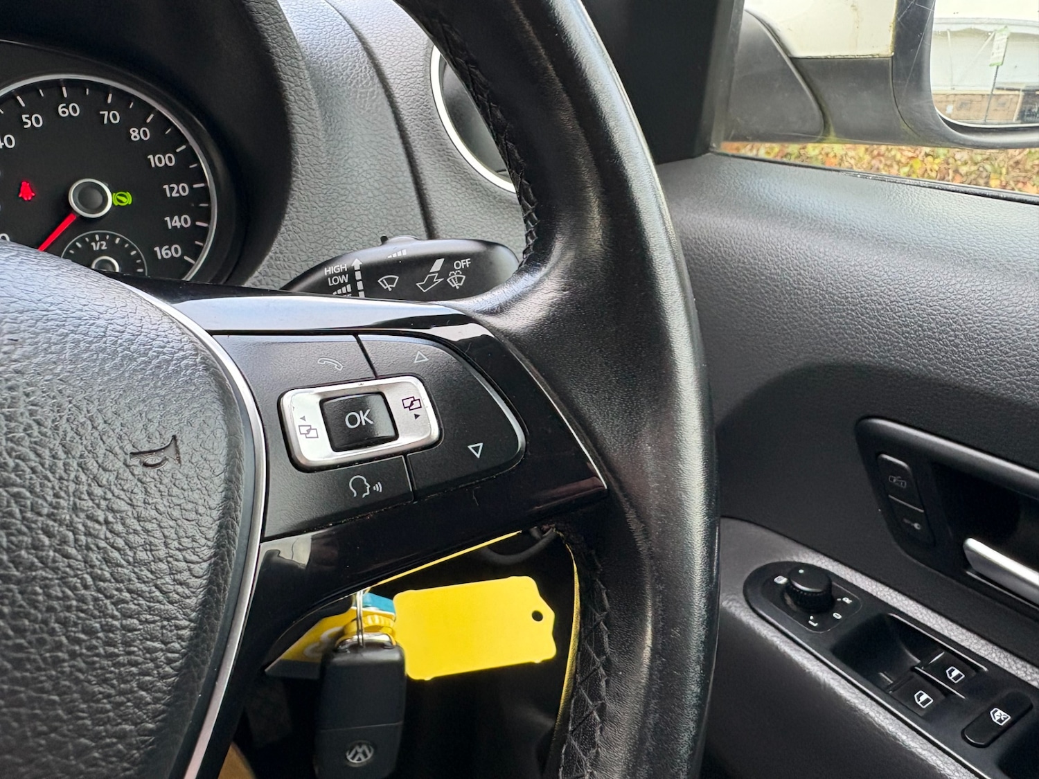 Used Volkswagen Amarok 2016 for sale - 77245858: Photo 32