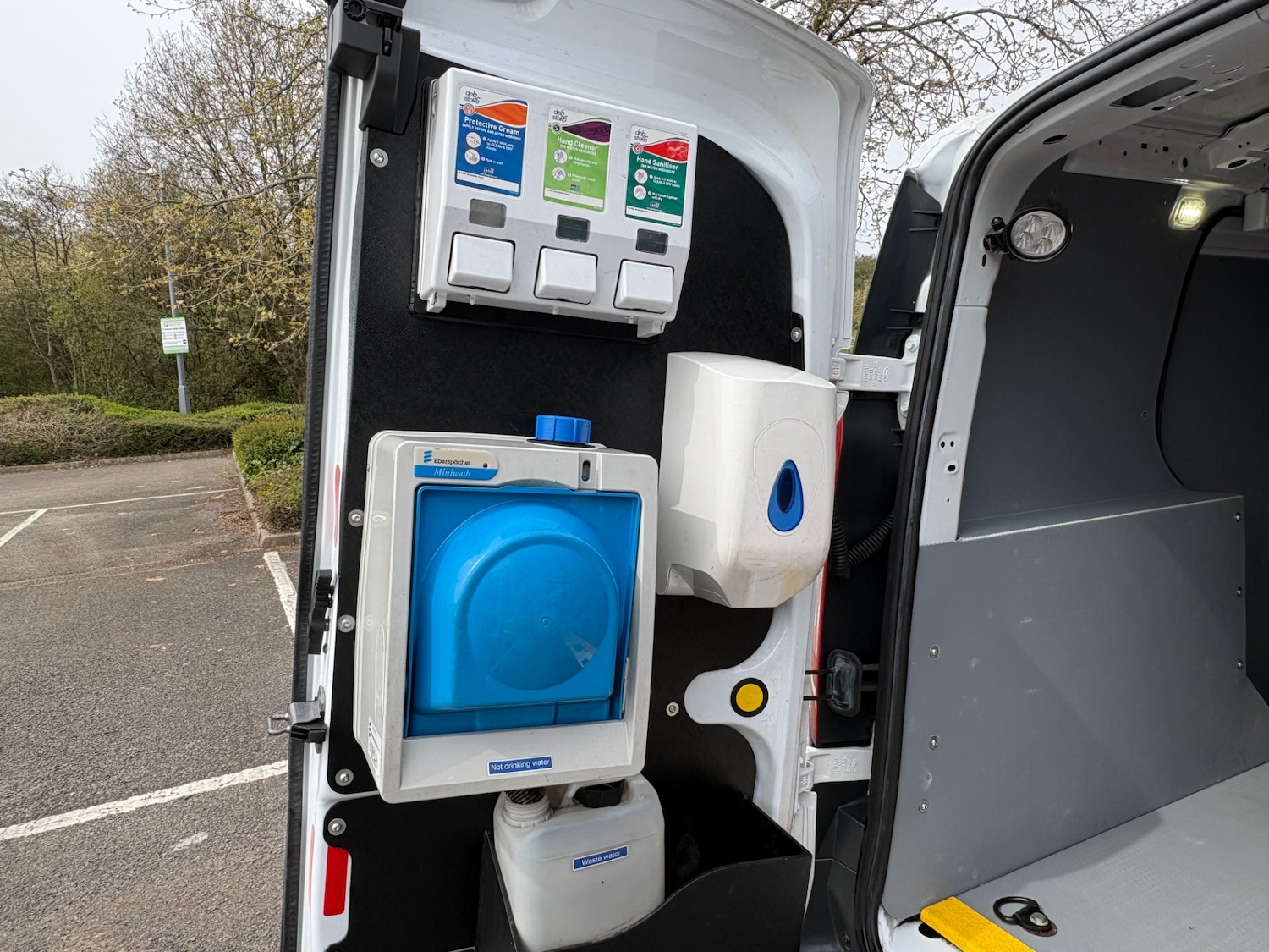 Used Ford Transit Connect 2017 for sale - 78197436: Photo 18