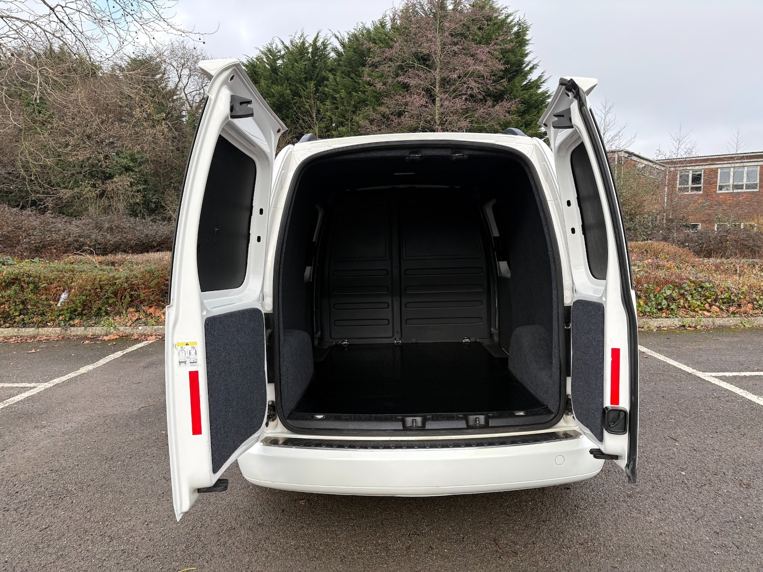 Used Volkswagen Caddy 2014 for sale - 77247419: Photo 10