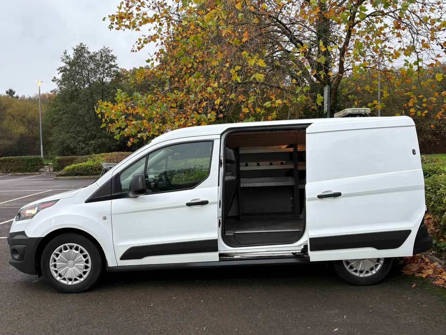 Used Ford Transit Connect 2017 for sale - 76479545: Photo 9