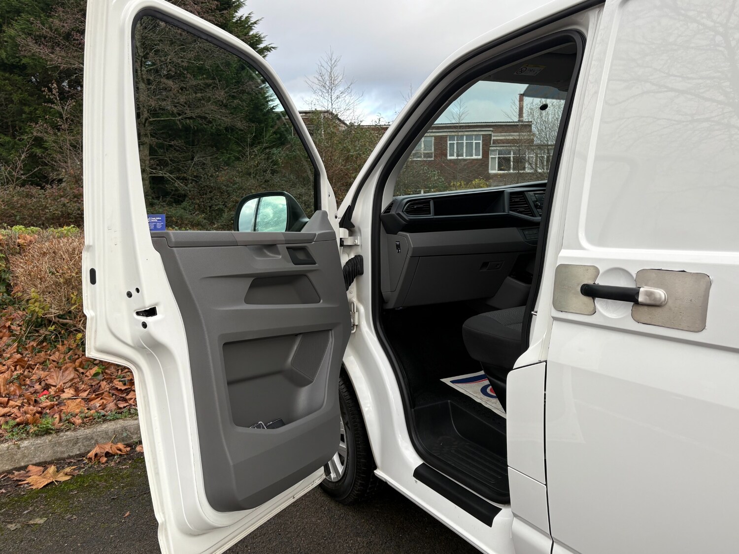 Used Volkswagen Transporter 2021 for sale - 76640041: Photo 34