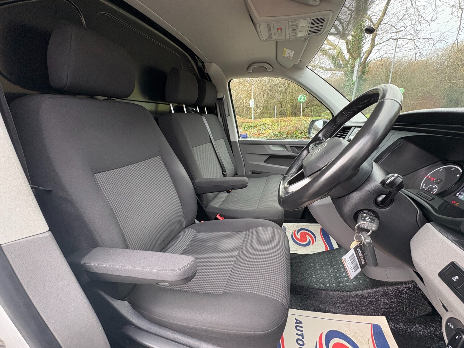 Used Volkswagen Transporter 2021 for sale - 76640041: Photo 37