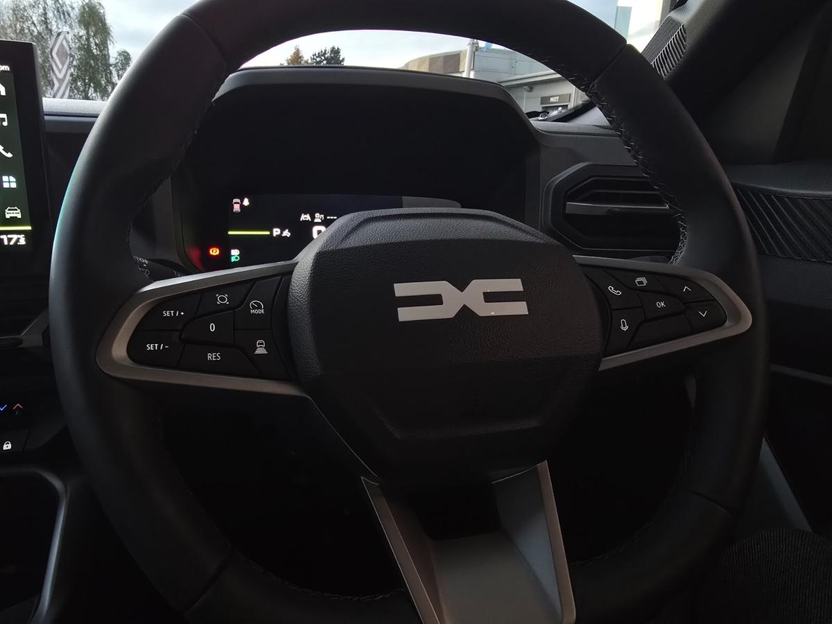 Used Dacia Bigster 2025 for sale - 76679789: Photo 14