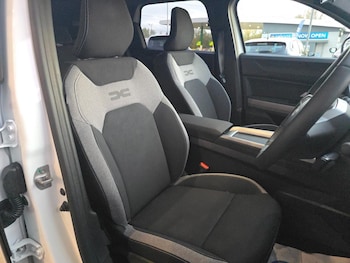 Used Dacia Bigster 2025 for sale - 76679789: Photo