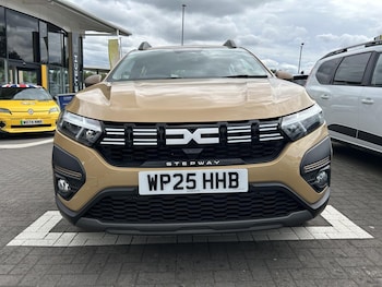 Used Dacia Sandero Stepway 2025 for sale - 76678987: Photo