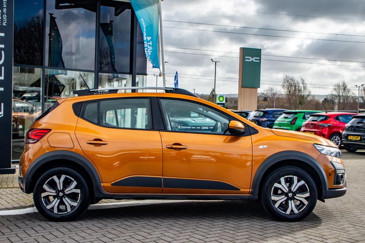 Used Dacia Sandero Stepway 2021 for sale - 77592703: Photo 3