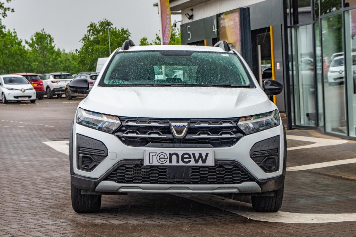 Used Dacia Sandero Stepway 2021 for sale - 77766669: Photo 2