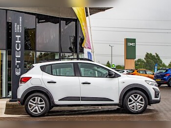 Used Dacia Sandero Stepway 2021 for sale - 77766669: Photo