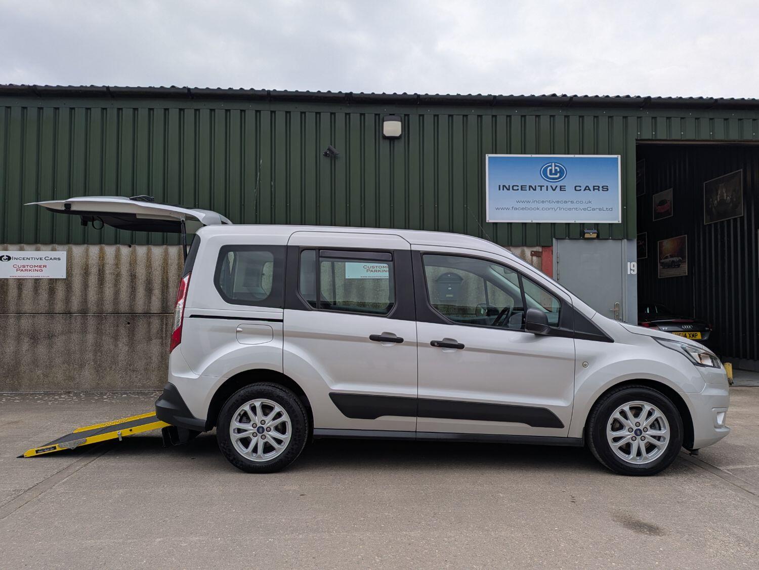 Used Ford Tourneo Connect 2022 for sale - 78087731: Photo 2