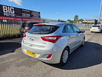 Used Hyundai i30 2015 for sale - 75838779: Photo