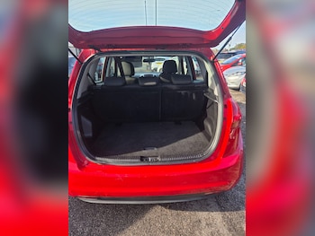 Used Kia Venga 2010 for sale - 78348276: Photo