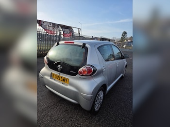 Used Toyota AYGO 2009 for sale - 77331921: Photo
