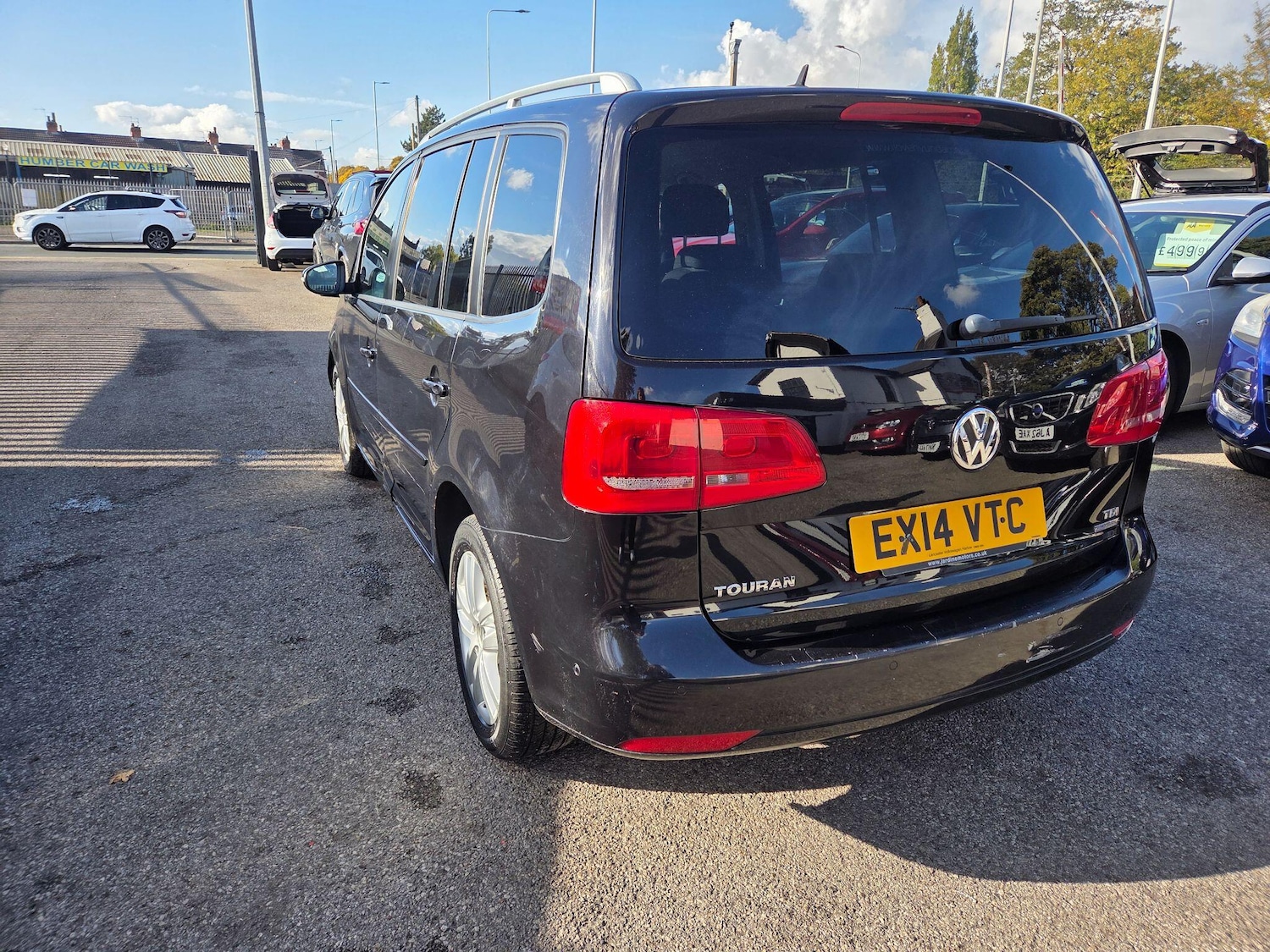 Used Volkswagen Touran 2014 for sale - 76349859: Photo 6