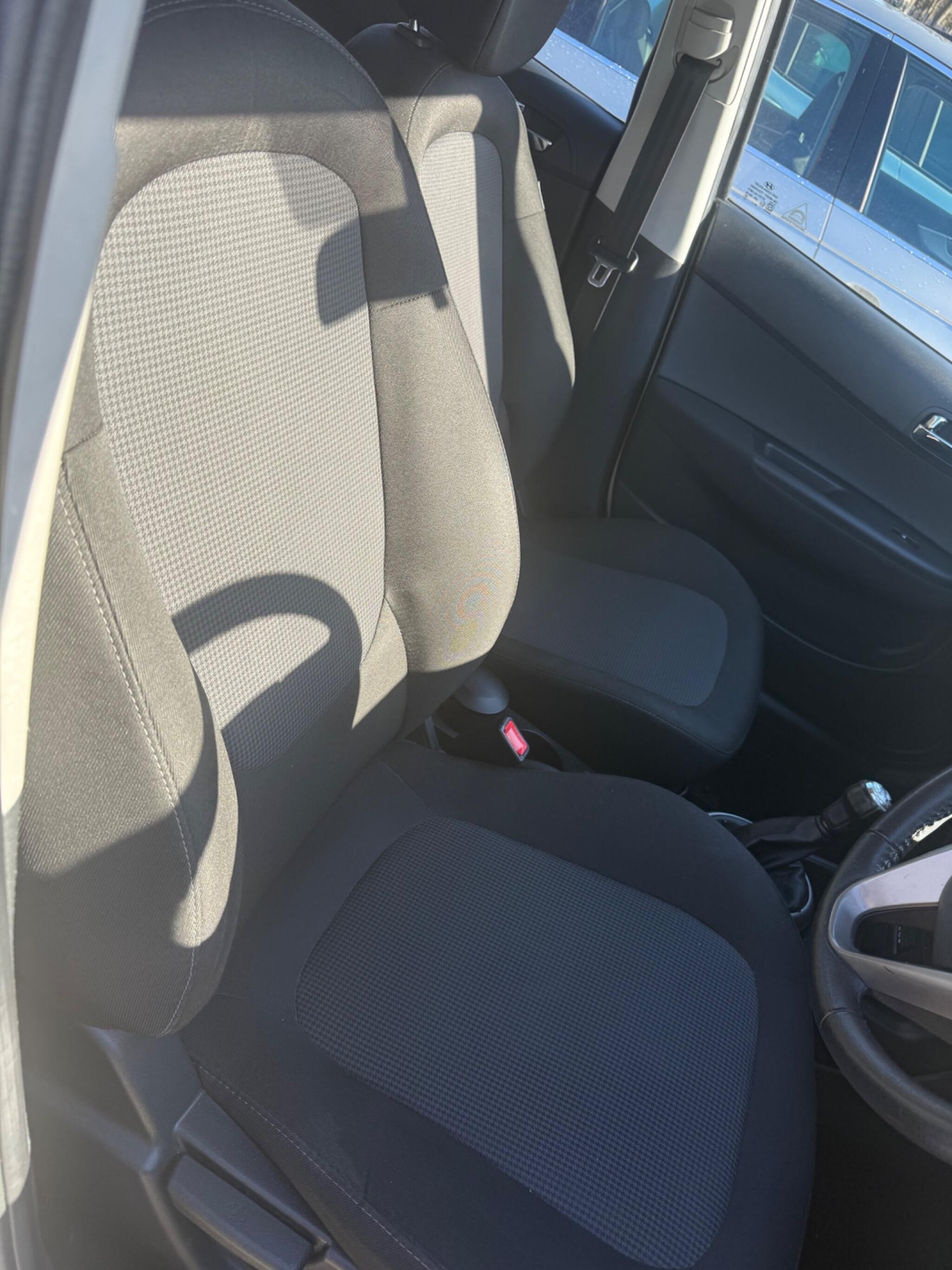 Used Hyundai i20 2014 for sale - 77645942: Photo 8