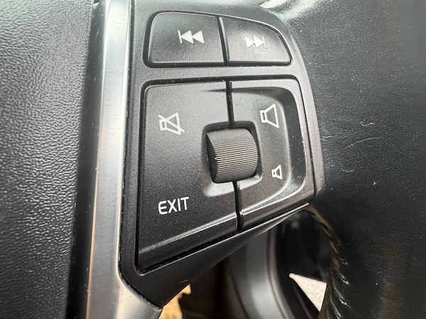 Used Volvo V40 2012 for sale - 76179864: Photo 15