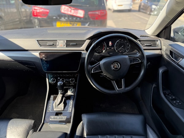 Used Skoda Superb 2019 for sale - 76060553: Photo 11