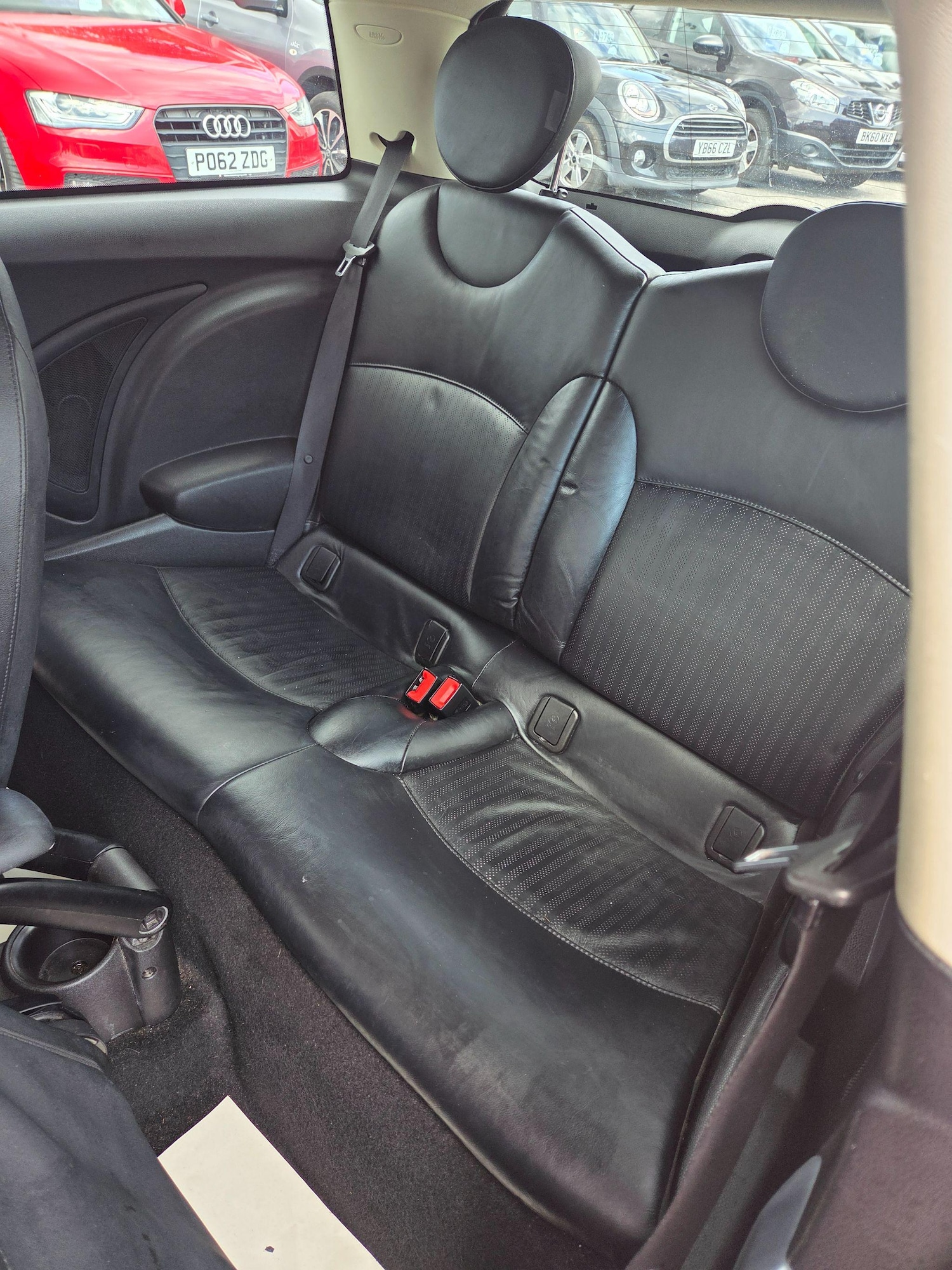 Used MINI Hatch 2012 for sale - 76349343: Photo 10
