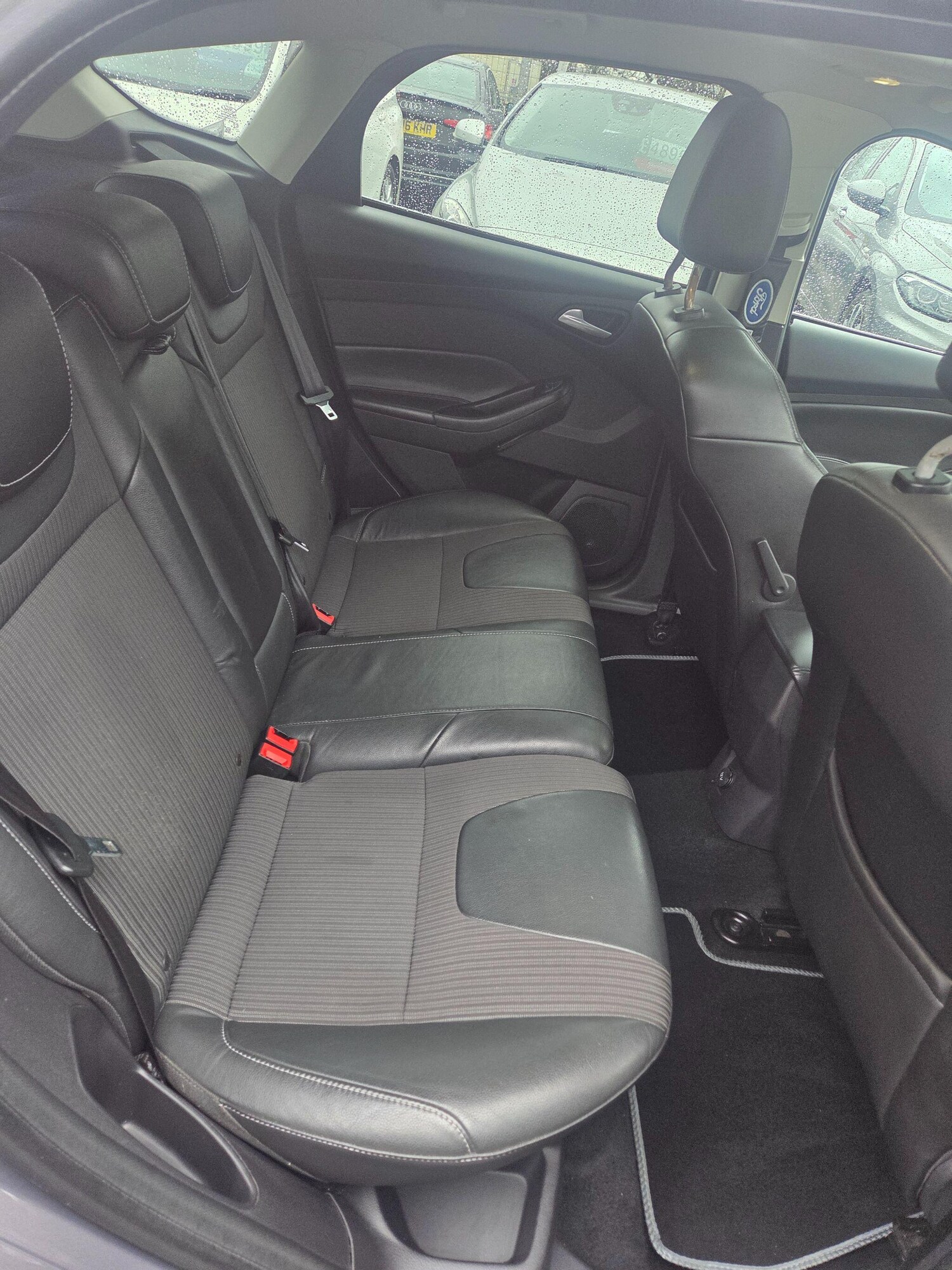 Used Ford Focus for sale - 77684070: Photo 9