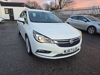 2017 (67) - 1.4i Turbo Elite Nav Sports Tourer Euro 6 5dr