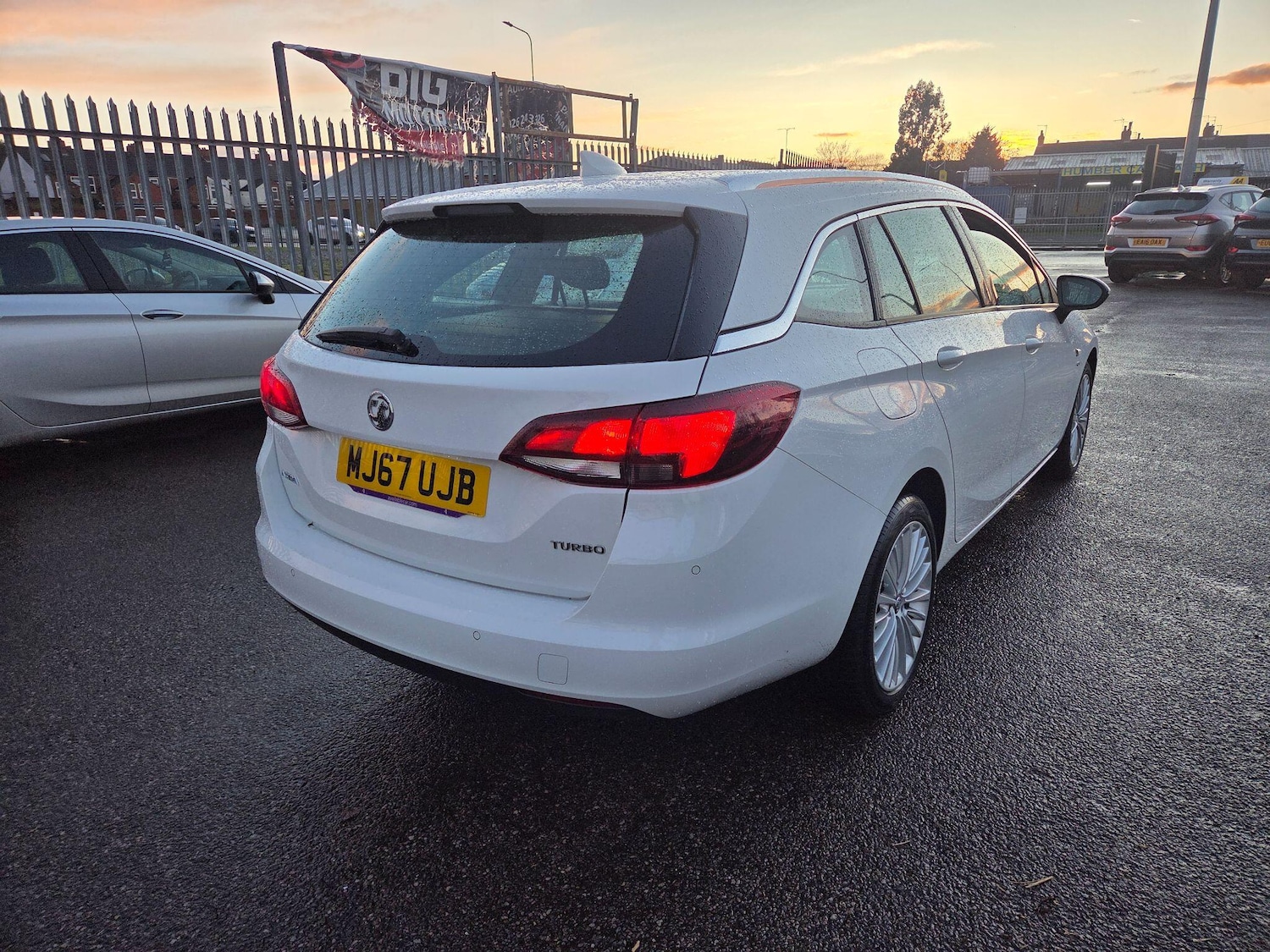 Used Vauxhall Astra 2017 for sale - 77559275: Photo 3