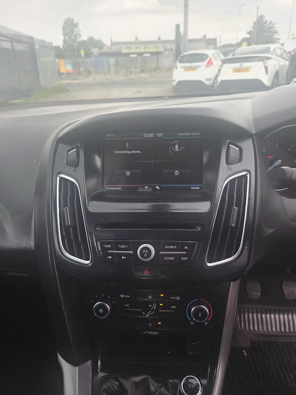 Used Ford Focus 2015 for sale - 75279600: Photo 13