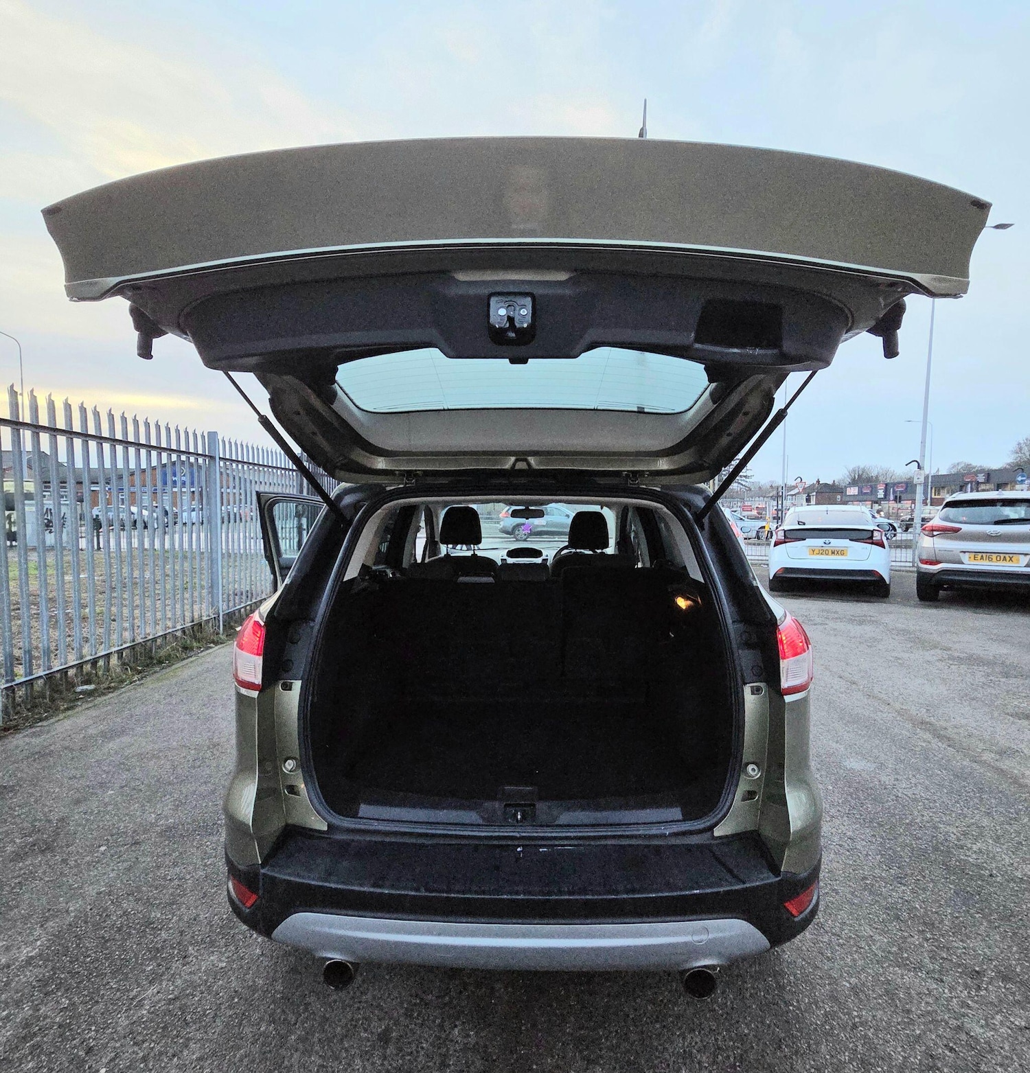 Used Ford Kuga 2015 for sale - 77119653: Photo 16