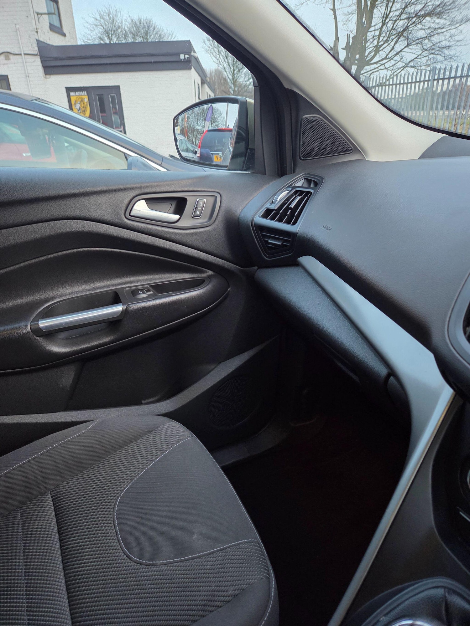 Used Ford Kuga 2015 for sale - 77119653: Photo 26