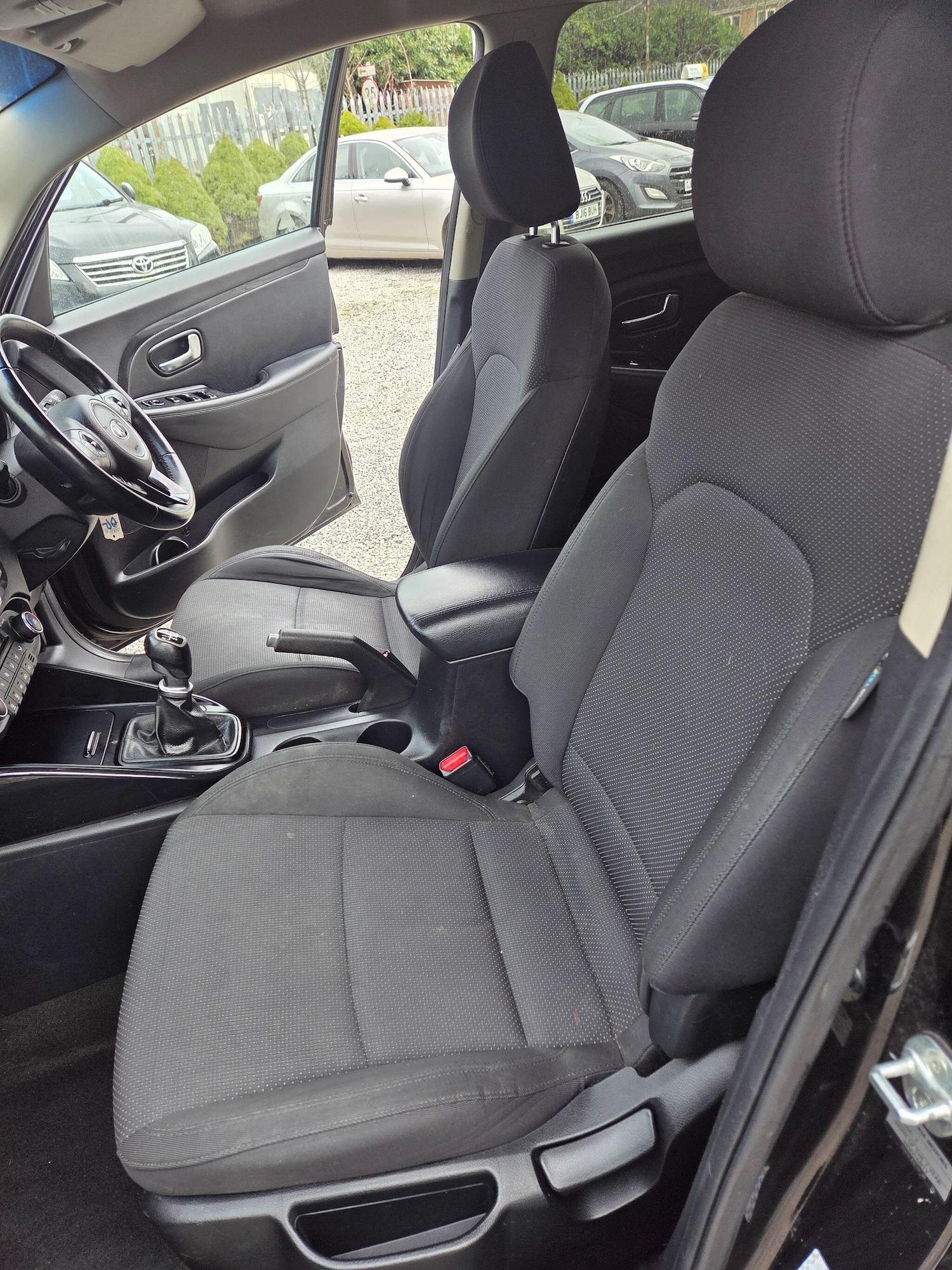 Used Kia Carens 2013 for sale - 77794293: Photo 12