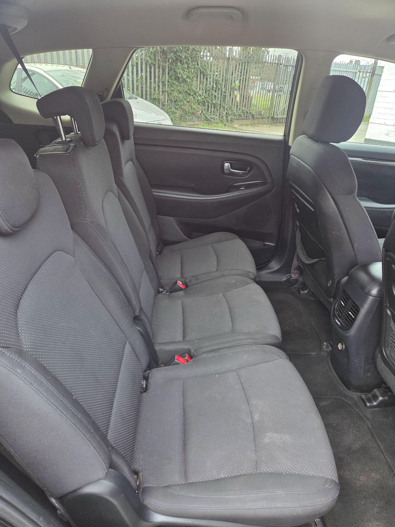 Used Kia Carens 2013 for sale - 77794293: Photo 8