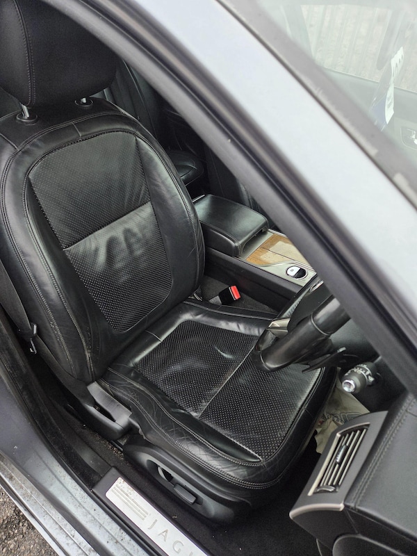 Used Jaguar XF 2008 for sale - 76136946: Photo 7