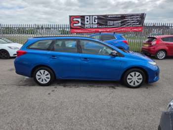 Used Toyota Auris 2014 for sale - 74810118: Photo