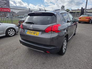 Used Peugeot 2008 2014 for sale - 76993352: Photo
