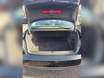 Used Audi A4 2016 for sale - 77559928: Photo