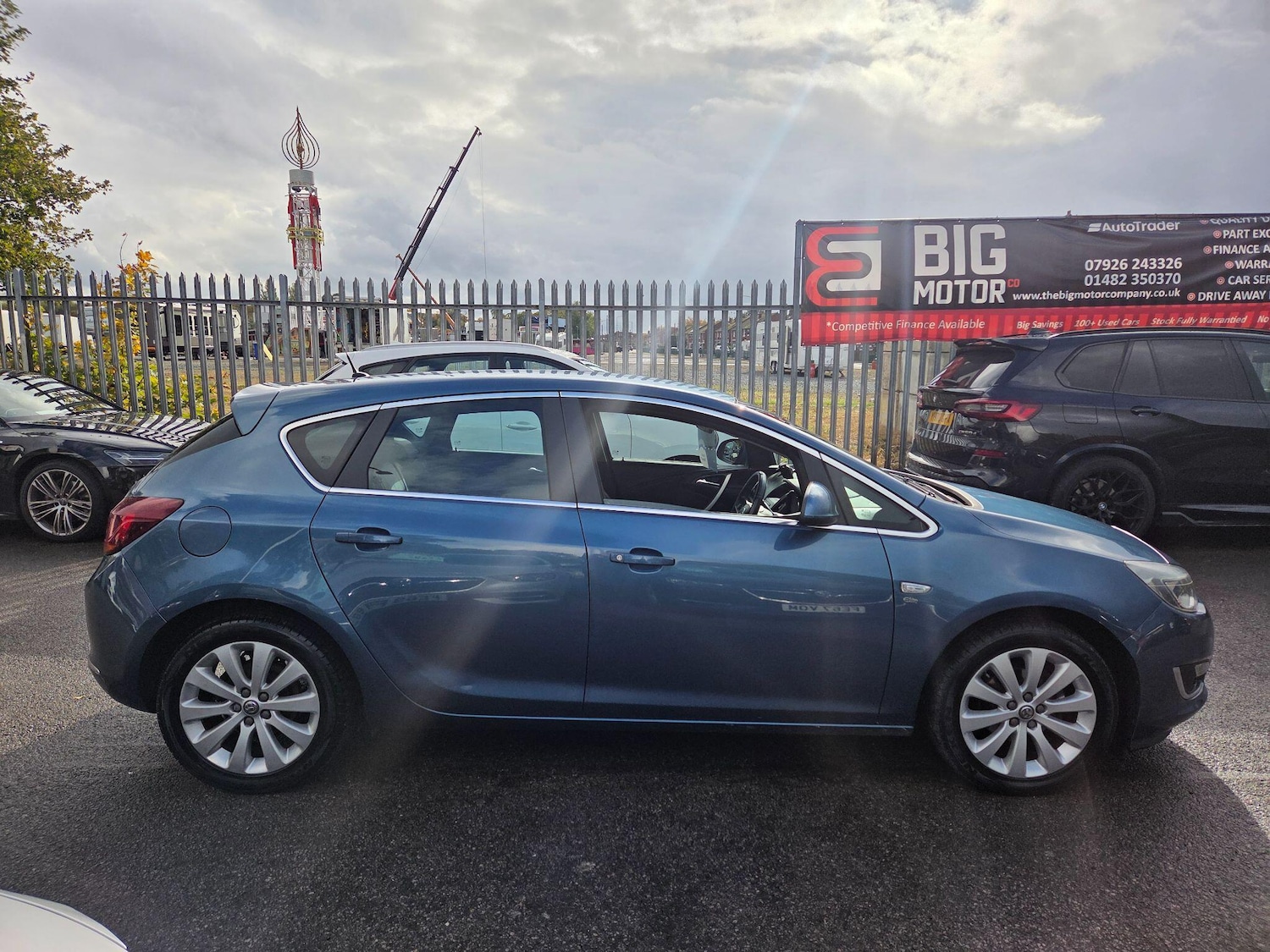 Used Vauxhall Astra 2013 for sale - 76326546: Photo 2