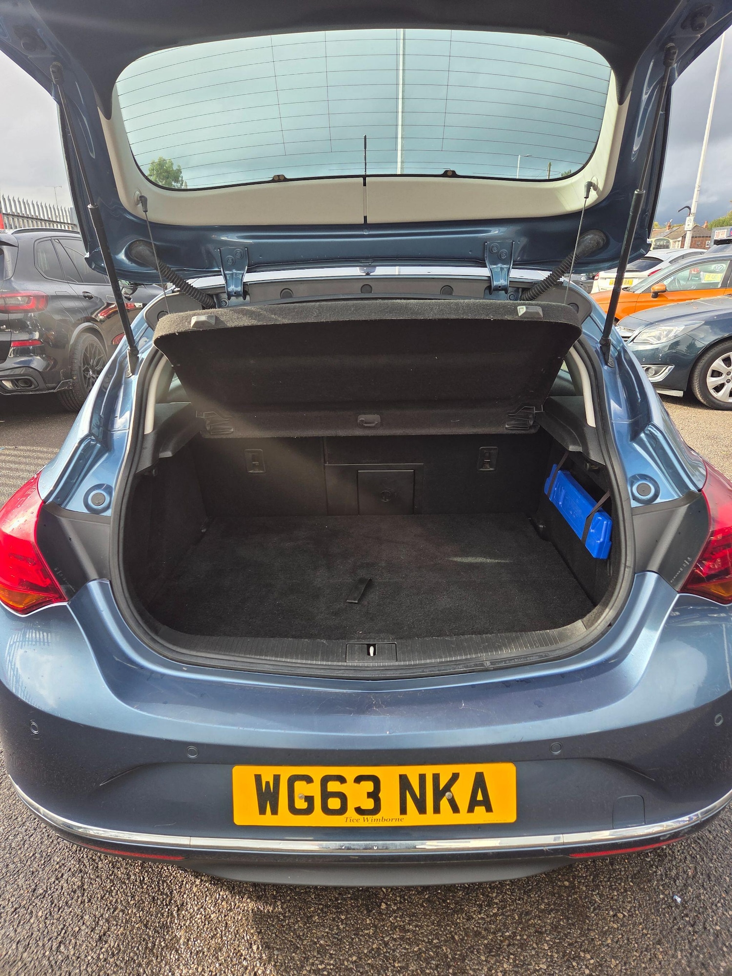 Used Vauxhall Astra 2013 for sale - 76326546: Photo 4