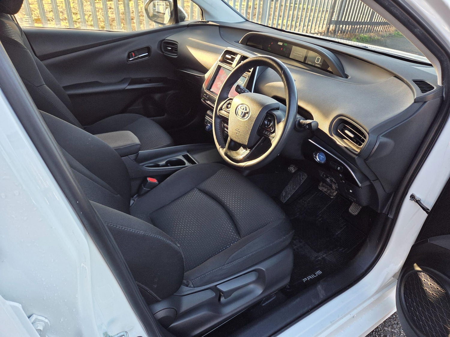 Used Toyota Prius for sale - 78215096: Photo 25