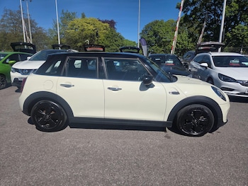 Used MINI Hatch 2019 for sale - 78448041: Photo