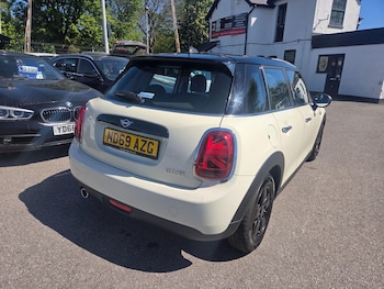 Used MINI Hatch 2019 for sale - 78448041: Photo