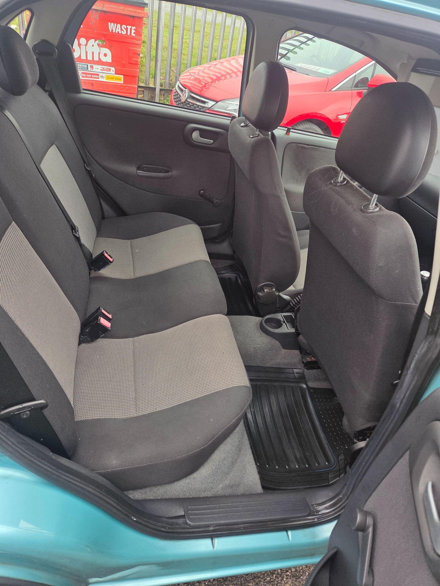 Used Vauxhall Corsa 2004 for sale - 77783661: Photo 9