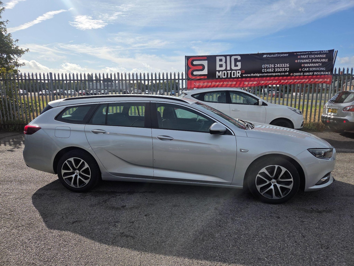 Used Vauxhall Insignia 2020 for sale - 77144593: Photo 2