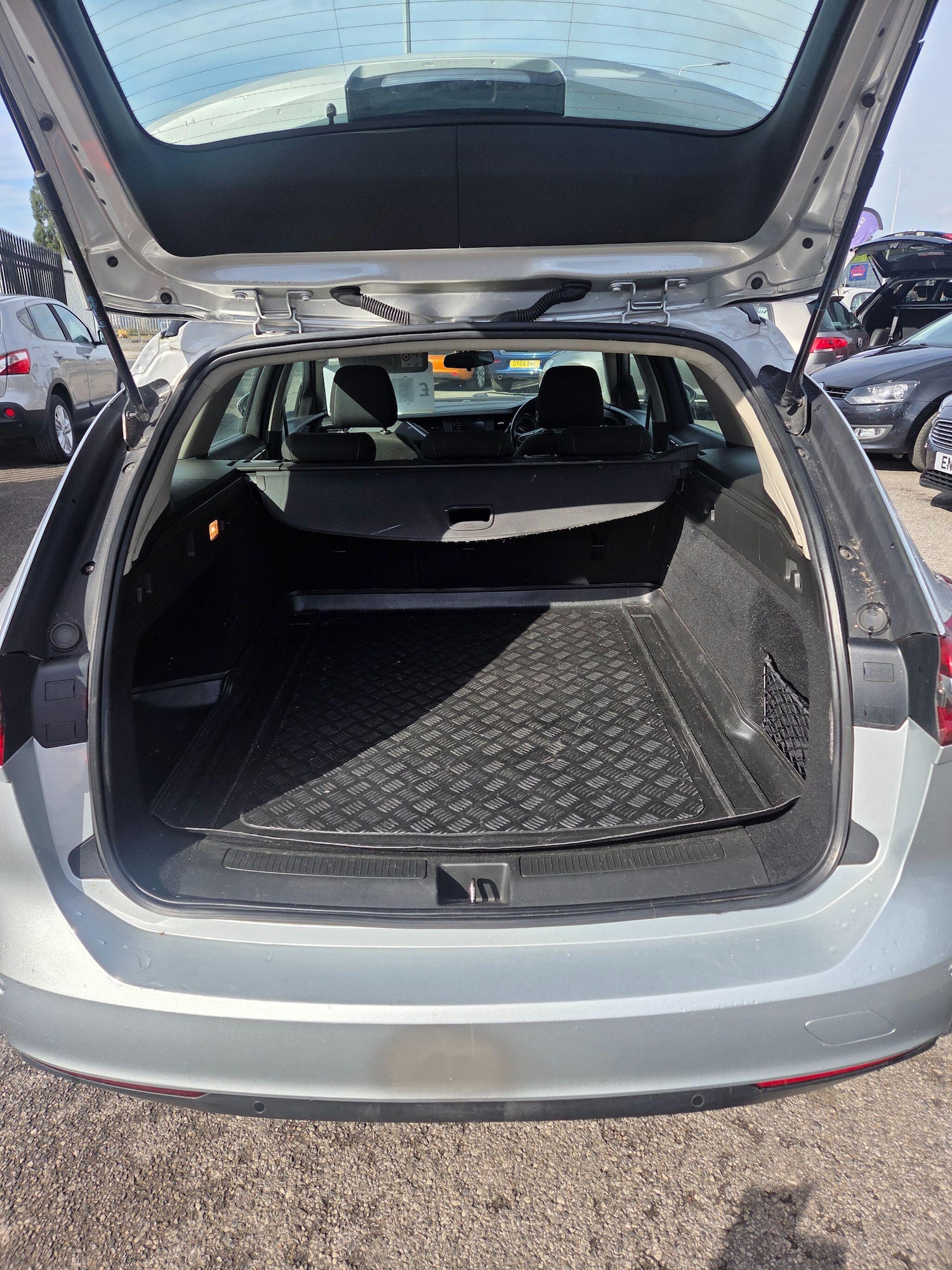 Used Vauxhall Insignia 2020 for sale - 77144593: Photo 4