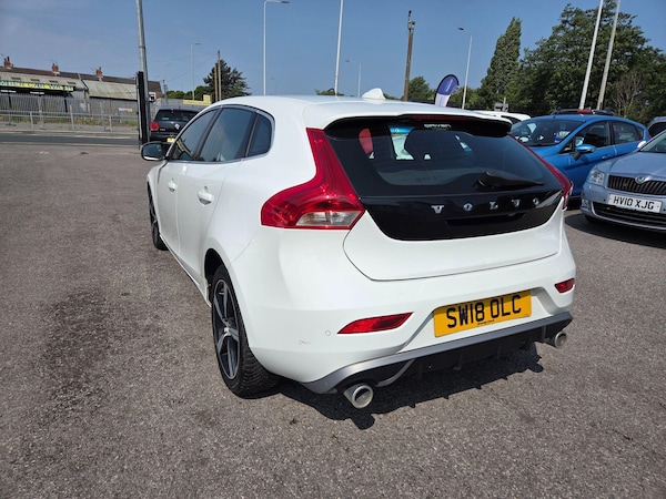 Used Volvo V40 2018 for sale - 75588745: Photo 5