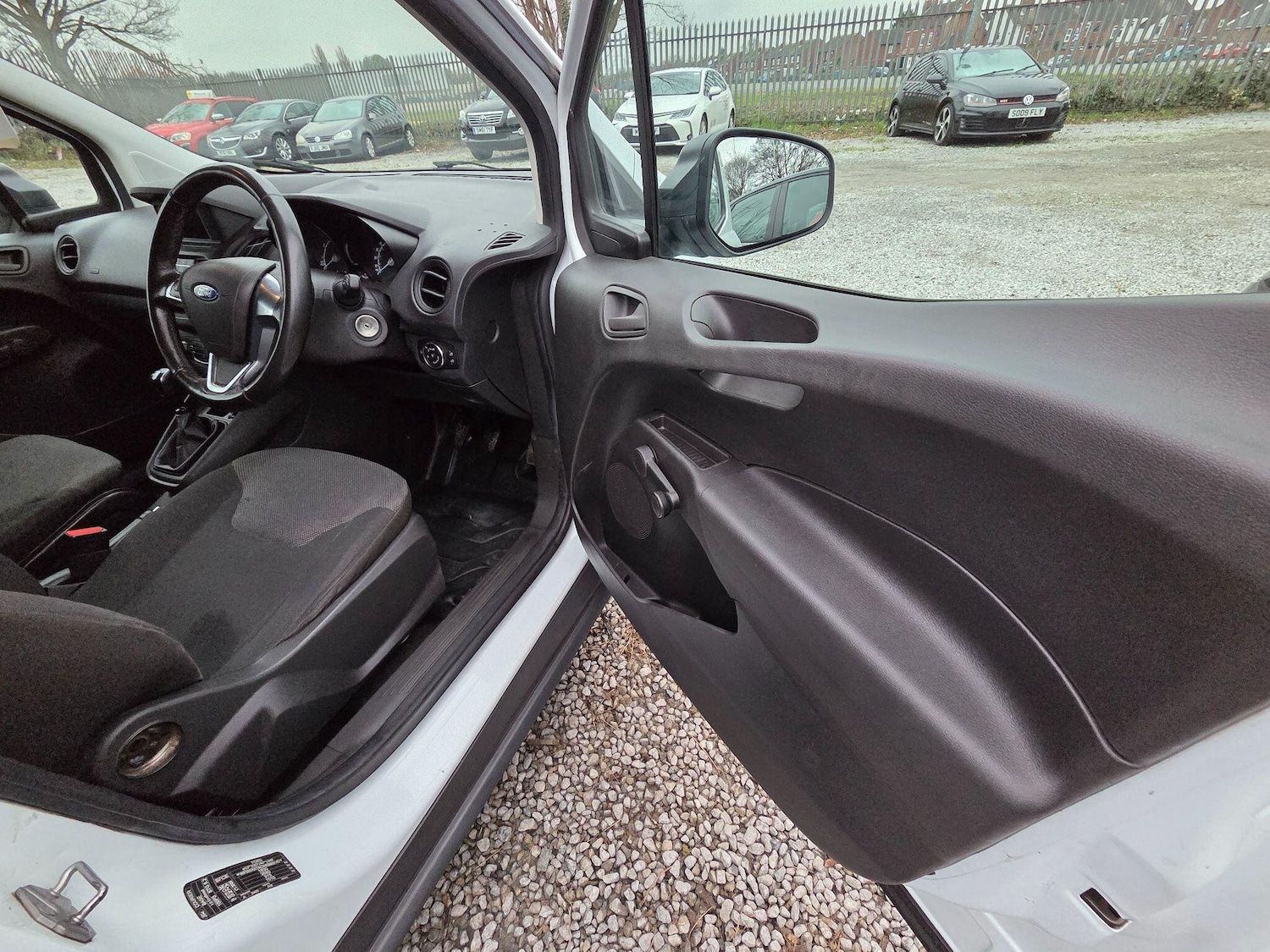 Used Ford Transit Courier 2020 for sale - 77314632: Photo 15