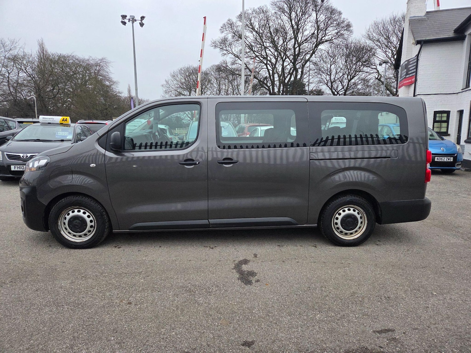 Used Vauxhall Vivaro Life 2022 for sale - 77425909: Photo 7