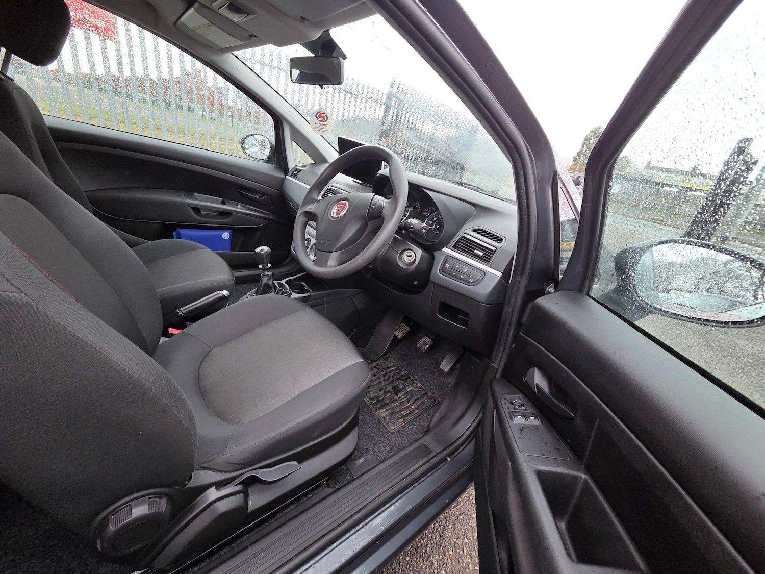 Used Fiat Punto 2012 for sale - 77892895: Photo 20