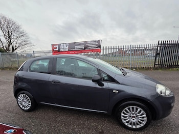 Used Fiat Punto 2012 for sale - 77892895: Photo