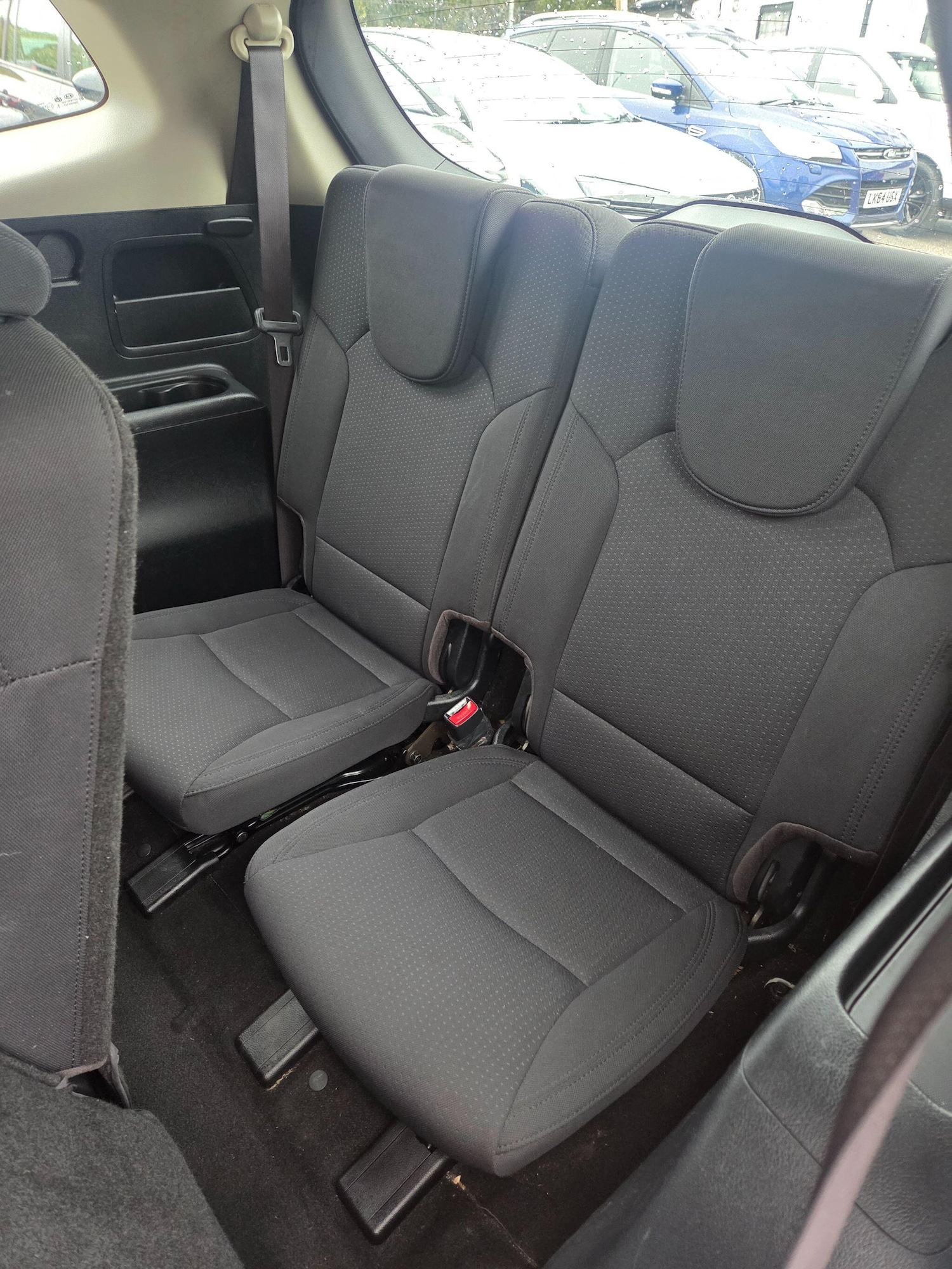 Used Kia Carens 2014 for sale - 76159123: Photo 12
